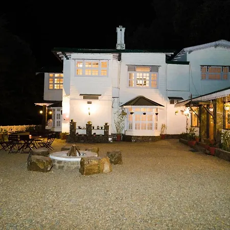 Lodge Exterior