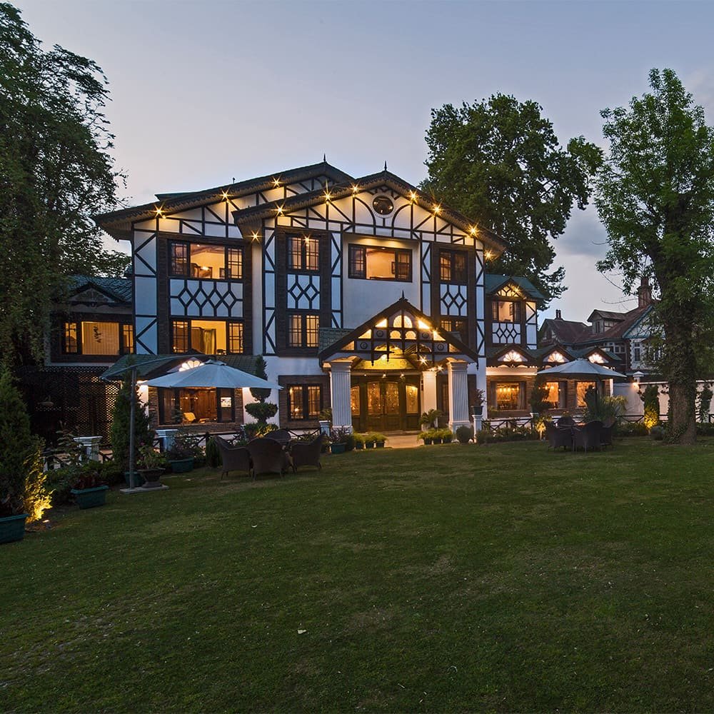 Hotel Facade (Night)