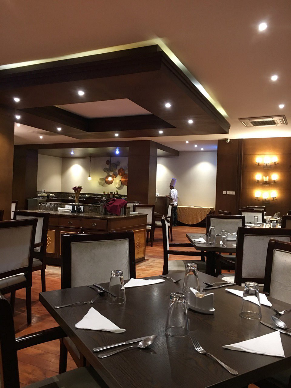 Contemporary Lounge Bar