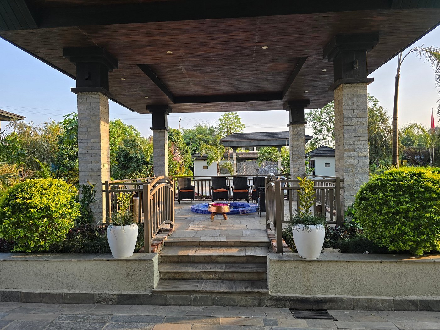 Tranquil Garden Pathways and Outdoor Lounge Areas