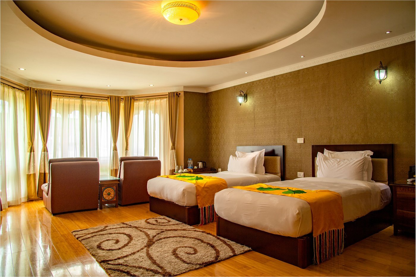 Traditional Deluxe Bedroom Layout