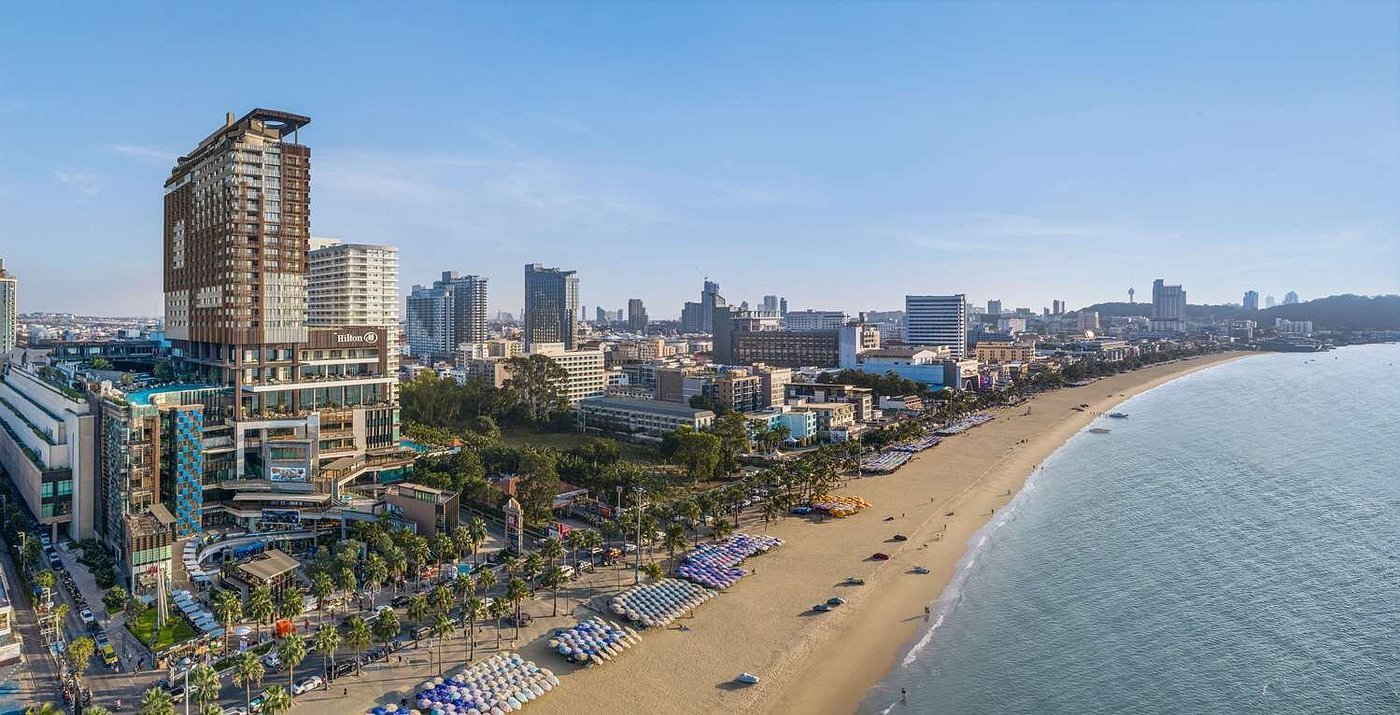 Hilton Pattaya Luxury Architectural Tower Facade