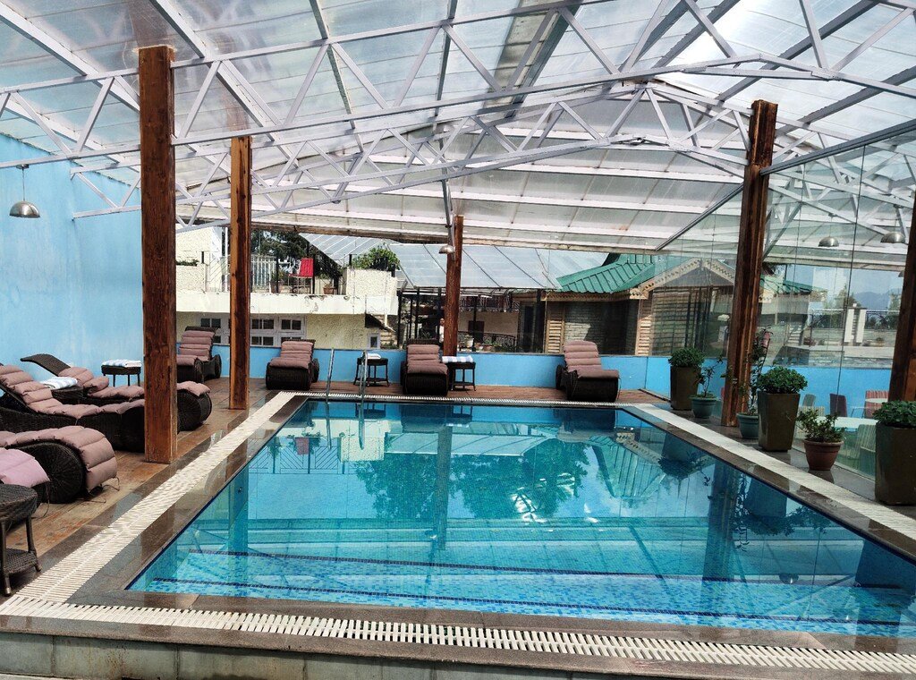 Indoor Pool & Wellness