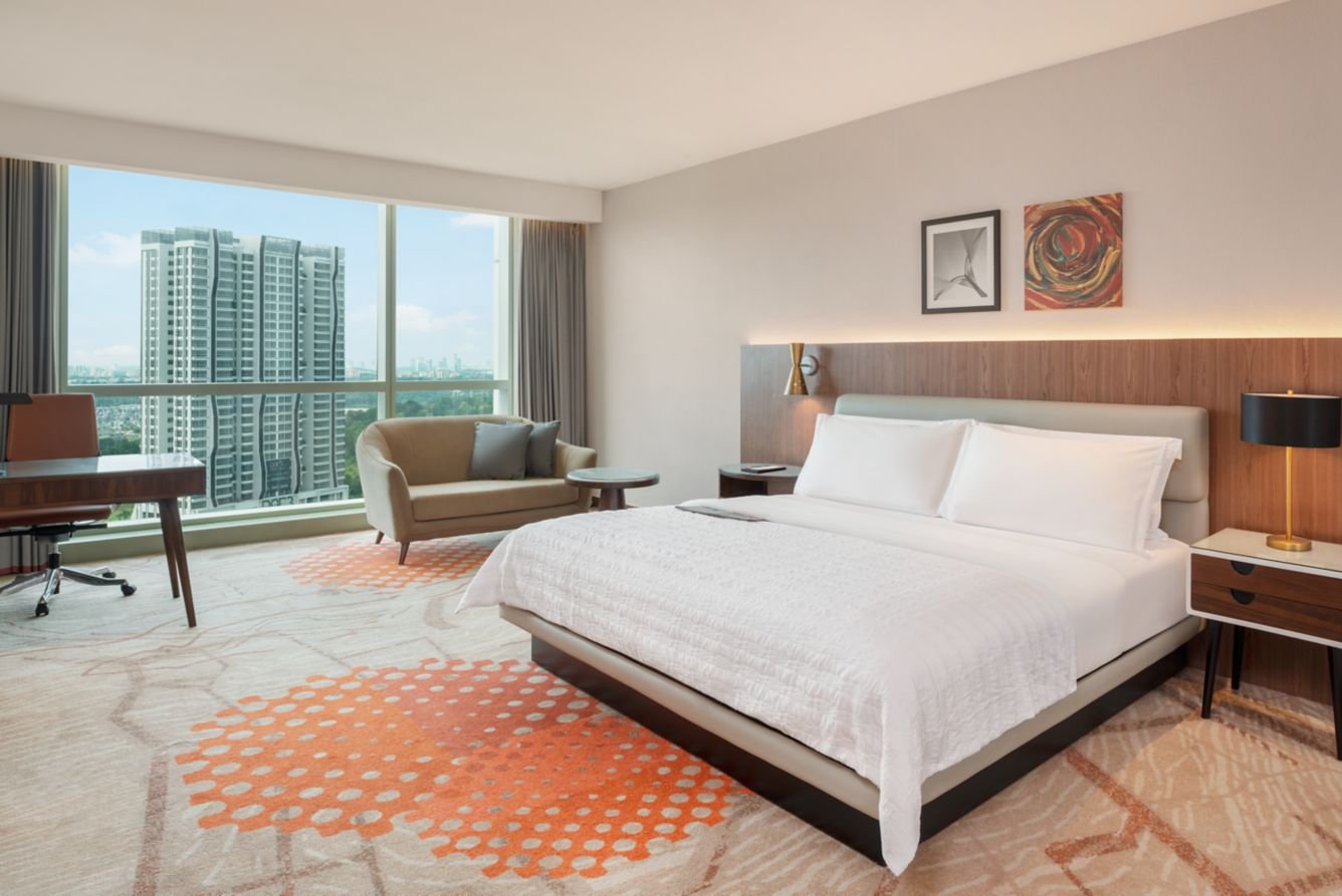 Chic Signature Guest Room
