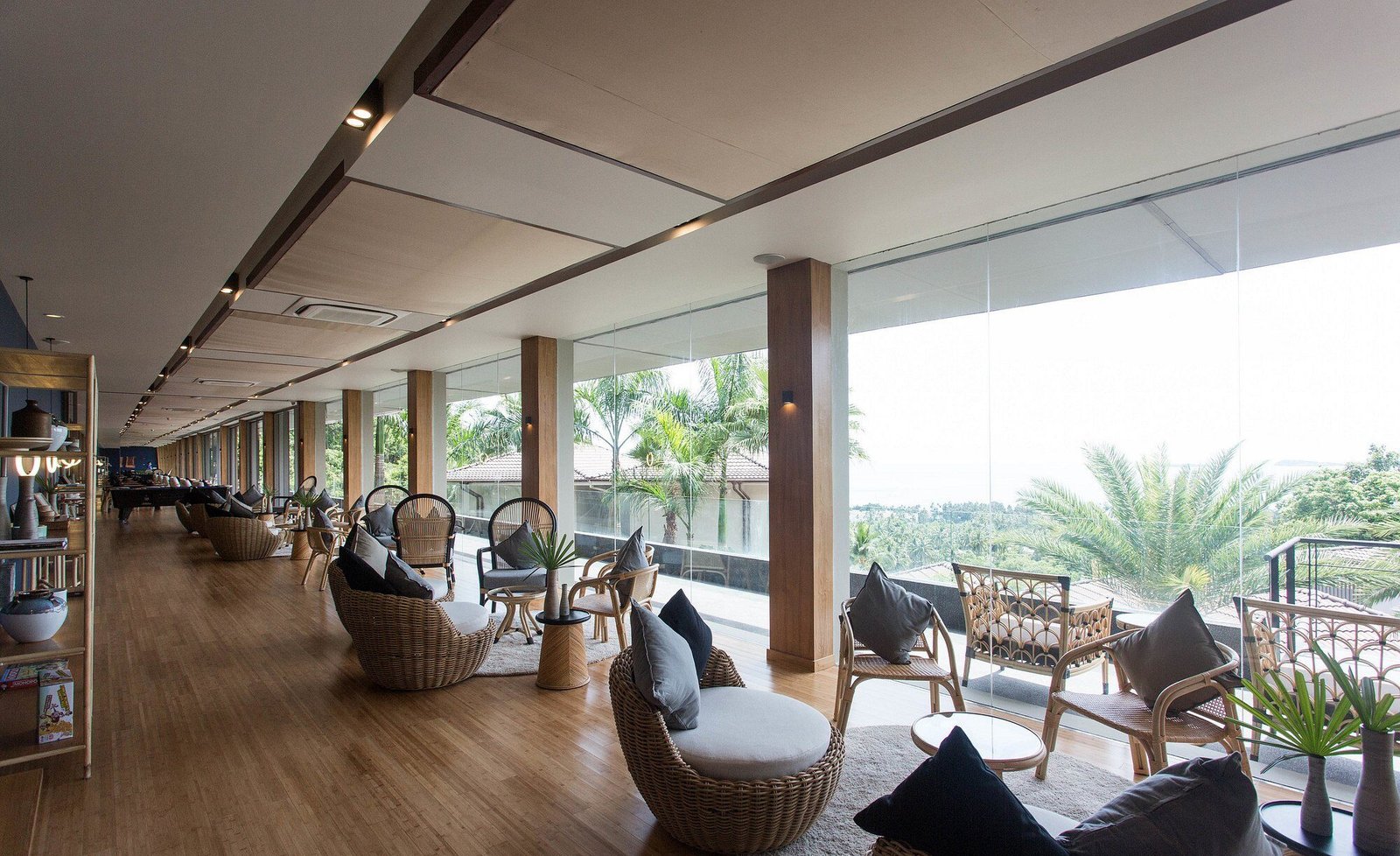 Sun-Drenched Lounge Deck