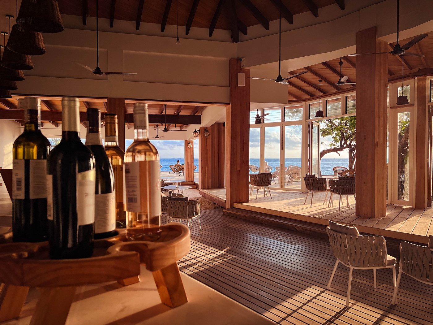 Bluu Bar Sunset Lounge Overlooking the Ocean