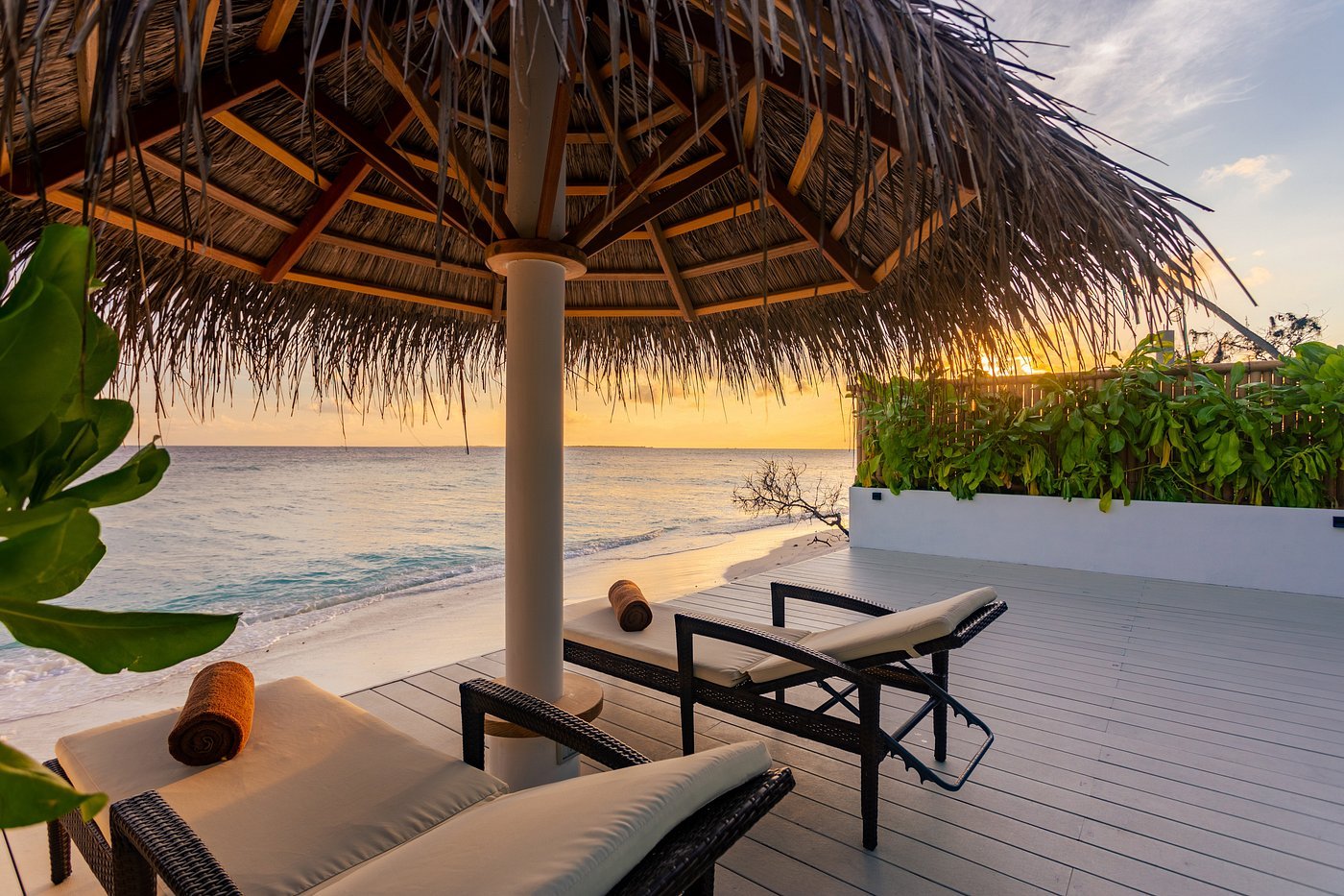 Malahini Kuda Bandos Pristine Turquoise Lagoon and Beach
