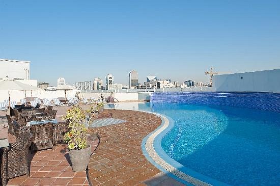 Temperature Controlled Rooftop Swimming Pool